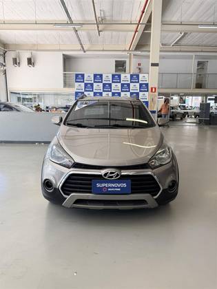 HYUNDAI HB20X 1.6 16V STYLE FLEX 4P AUTOMÁTICO
